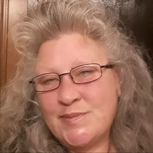 Meet your Posher, Candice